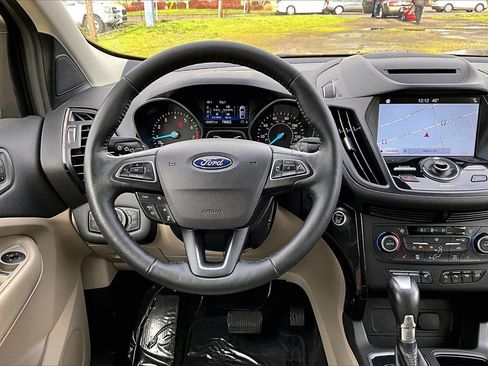 Used 2018 Ford Escape Titanium w/ Ford Safe & Smart Package image 7
