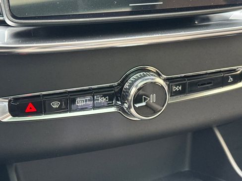 New 2026 Volvo XC90 T8 Plus w/ Protection Package Premier image 25