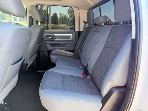 Used 2019 RAM 1500 Classic SLT w/ Protection Group AWD/4WD image 13