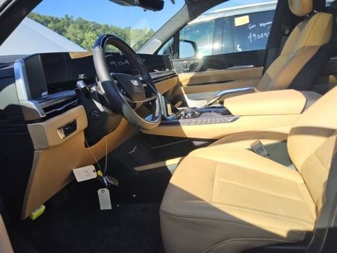 Used 2026 Cadillac Escalade IQ Sport 2 AWD/4WD image 4