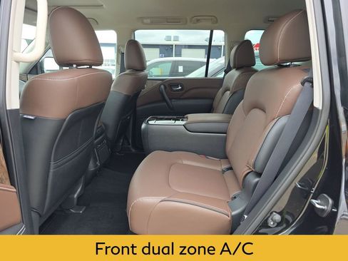 Certified 2023 INFINITI QX80 Premium Select w/ Cargo Package AWD/4WD image 8
