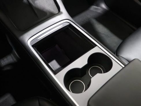 Used 2023 Tesla Model Y Long Range image 25