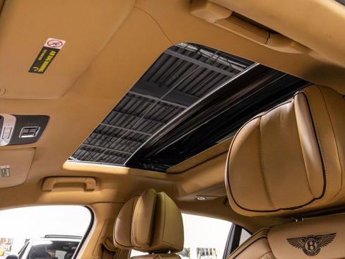 Used 2020 Bentley Flying Spur W12 w/ First Edition Specification image 11