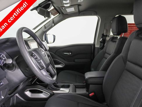 Certified 2024 Nissan Frontier SV image 18