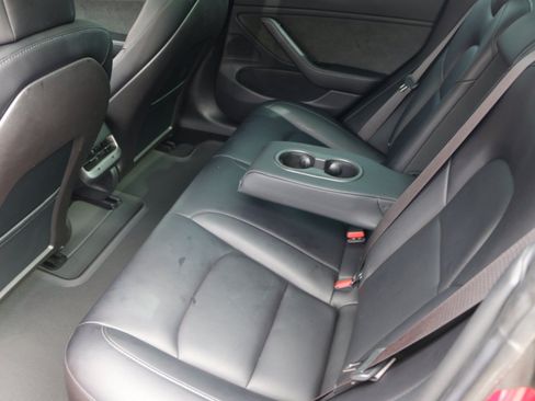 Used 2018 Tesla Model 3 Performance AWD/4WD image 22