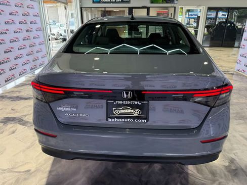 Used 2025 Honda Accord SE image 4