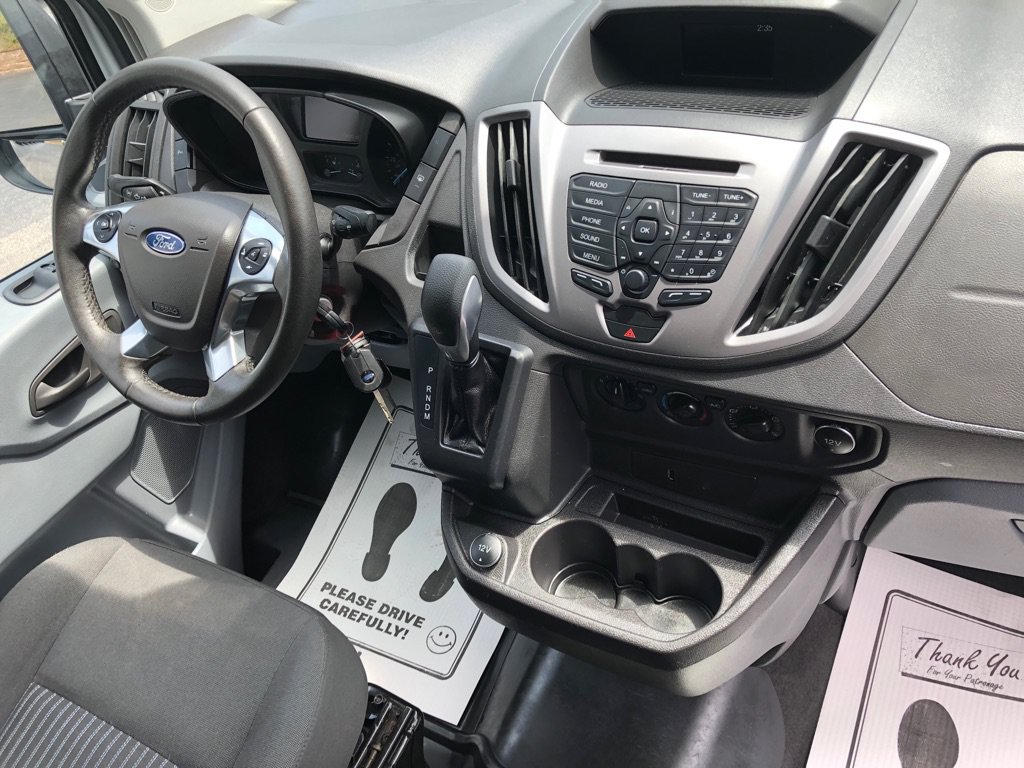 Used 2019 Ford Transit 150 XLT RWD image 28