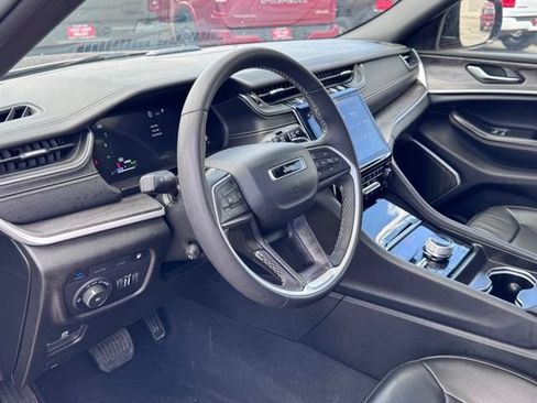 Used 2024 Jeep Grand Cherokee Limited 4xe AWD/4WD image 25
