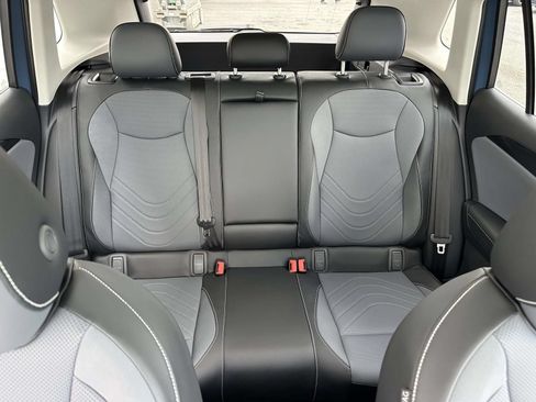 New 2026 Volkswagen Tiguan SE AWD/4WD image 14
