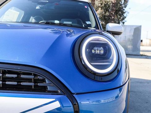 New 2026 MINI Cooper 2-Door Hardtop image 8