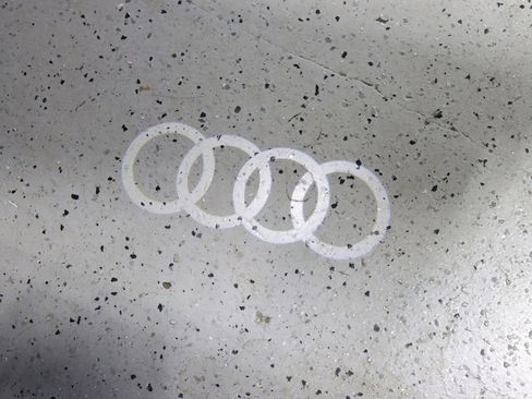 Used 2022 Audi Q4 e-tron Premium Plus image 34