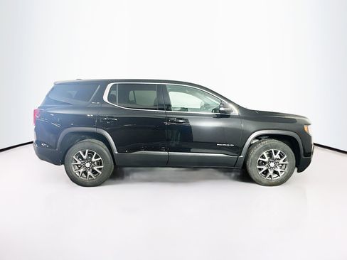 Used 2023 GMC Acadia SLE image 10