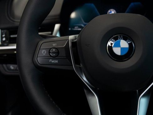 Used 2025 BMW X1 xDrive28i w/ Technology Package image 25