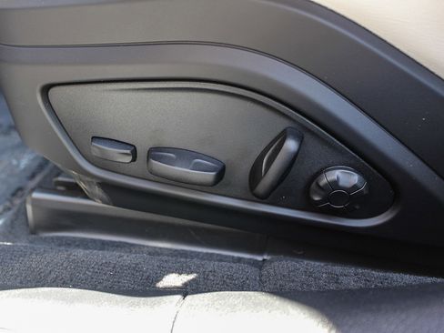 Certified 2024 Porsche Panamera 4 image 19