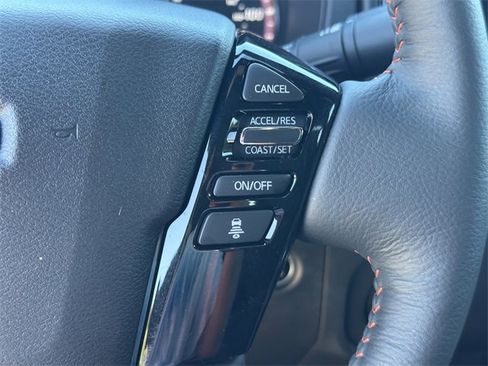 Certified 2025 Nissan Frontier PRO-4X w/ Pro Convenience Package image 26