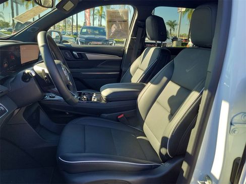 Used 2026 Buick Enclave Preferred image 18