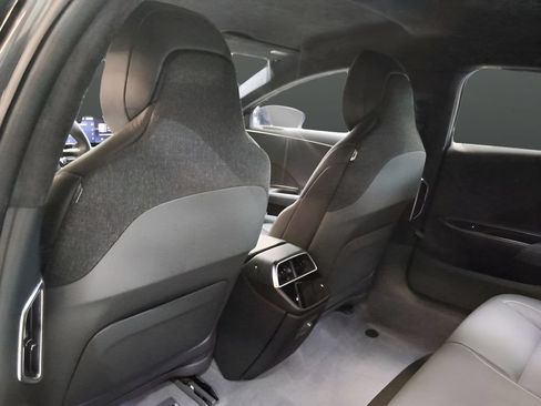 Used 2024 Lucid Air Touring AWD/4WD image 28