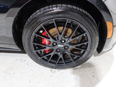 Used 2025 MAZDA MX-5 Miata RF Club RWD image 34