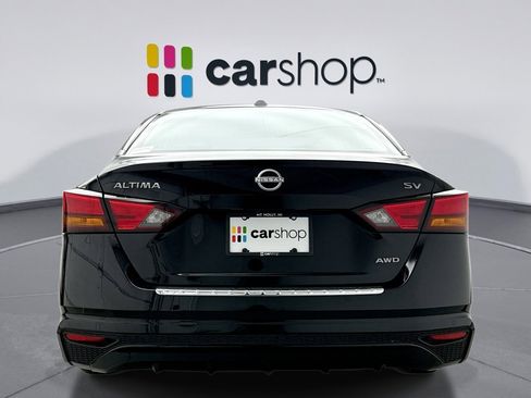 Used 2023 Nissan Altima 2.5 SV image 4