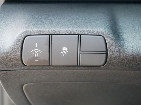 Certified 2025 Hyundai Elantra Sport FWD image 23
