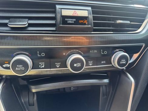 Used 2020 Honda Accord Sport image 17