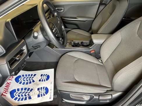 Used 2025 Kia K4 LXS image 20