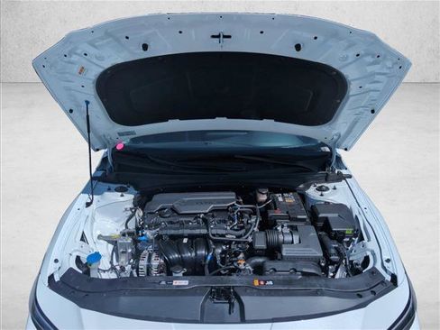New 2026 Hyundai Elantra SE FWD image 19