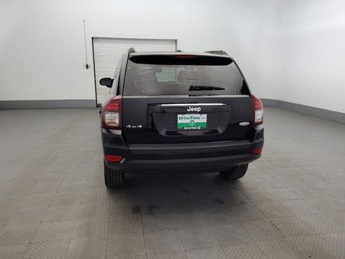 Used 2016 Jeep Compass Latitude image 6