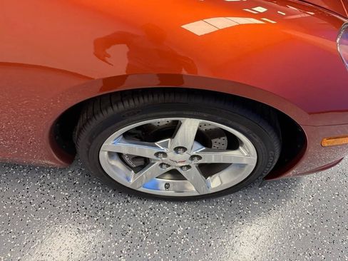 Used 2005 Chevrolet Corvette Convertible w/ Preferred Equipment Group RWD image 24