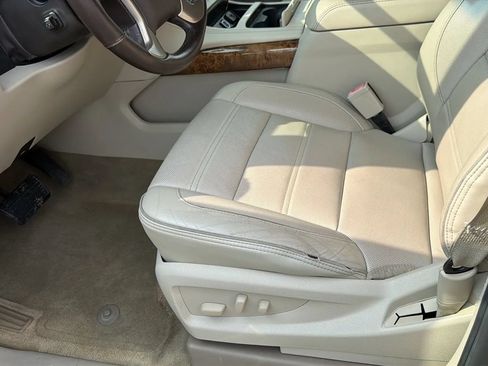 Used 2015 GMC Yukon Denali RWD image 18