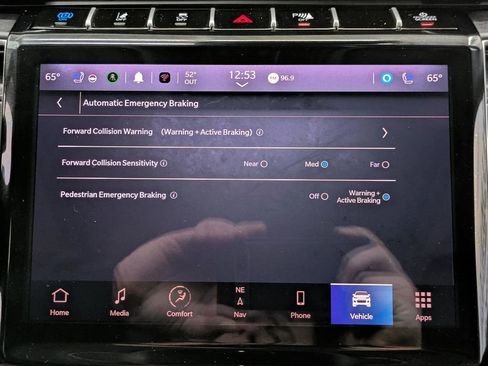 Used 2023 Jeep Grand Cherokee 4WD 4xe w/ Luxury Tech Group II image 13