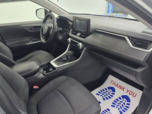 Used 2019 Toyota RAV4 LE image 26