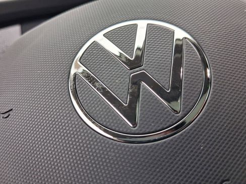 New 2026 Volkswagen Tiguan SE AWD/4WD image 22