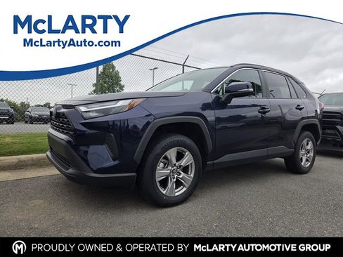 Used 2024 Toyota RAV4 XLE FWD image 1