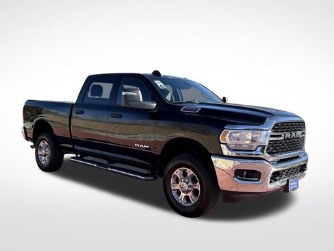 Used 2024 RAM 2500 Big Horn AWD/4WD image 1