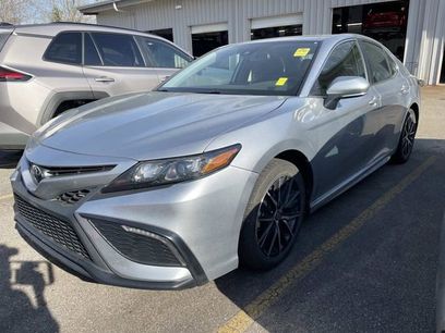 Used 2024 Toyota Camry SE w/ Convenience Package