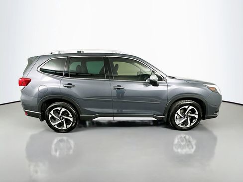 Used 2023 Subaru Forester Touring image 4