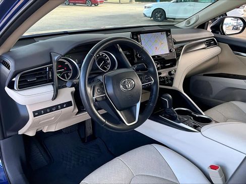 Used 2024 Toyota Camry XLE image 17