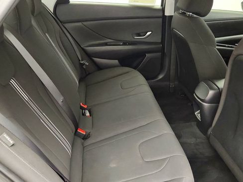 Used 2024 Hyundai Elantra SEL FWD image 23