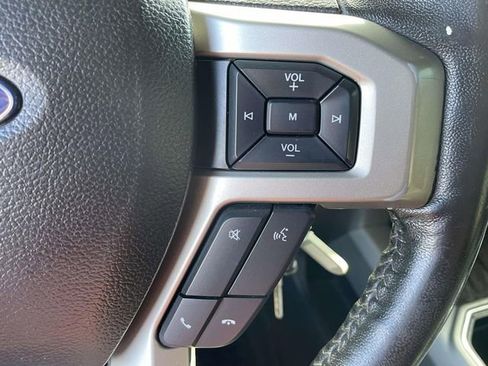 Used 2017 Ford F250 Lariat w/ Lariat Value Package AWD/4WD image 22