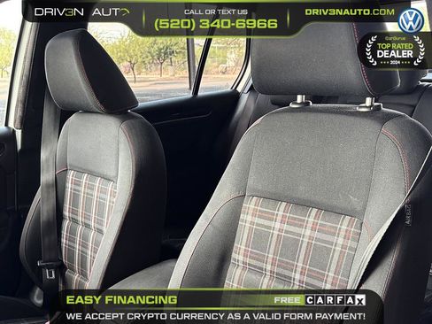 Used 2010 Volkswagen GTI 4-Door FWD image 11