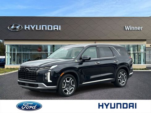 Used 2023 Hyundai Palisade Limited AWD/4WD image 1