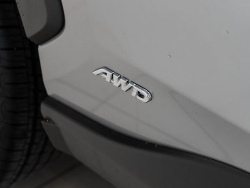 Used 2025 Toyota RAV4 XLE image 8