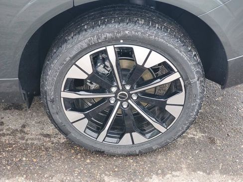 New 2026 Volvo XC60 B5 Plus w/ Protection Package Premier image 7