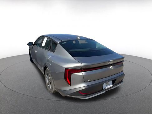 Used 2025 Kia K4 LXS FWD image 11