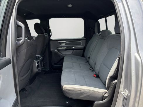 Used 2021 RAM 1500 Big Horn RWD image 15