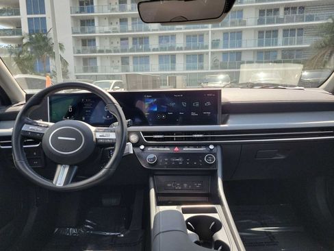 Used 2024 Hyundai Sonata SEL FWD image 2