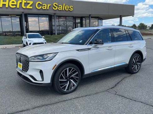 Used 2025 Lincoln Aviator Reserve w/ Equipment Group 201A AWD/4WD image 4
