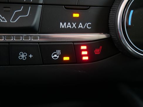 Certified 2023 Ford Escape Active AWD/4WD image 34