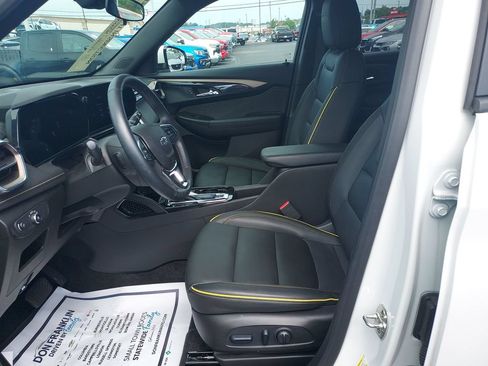 Used 2025 Chevrolet TrailBlazer ACTIV FWD image 13